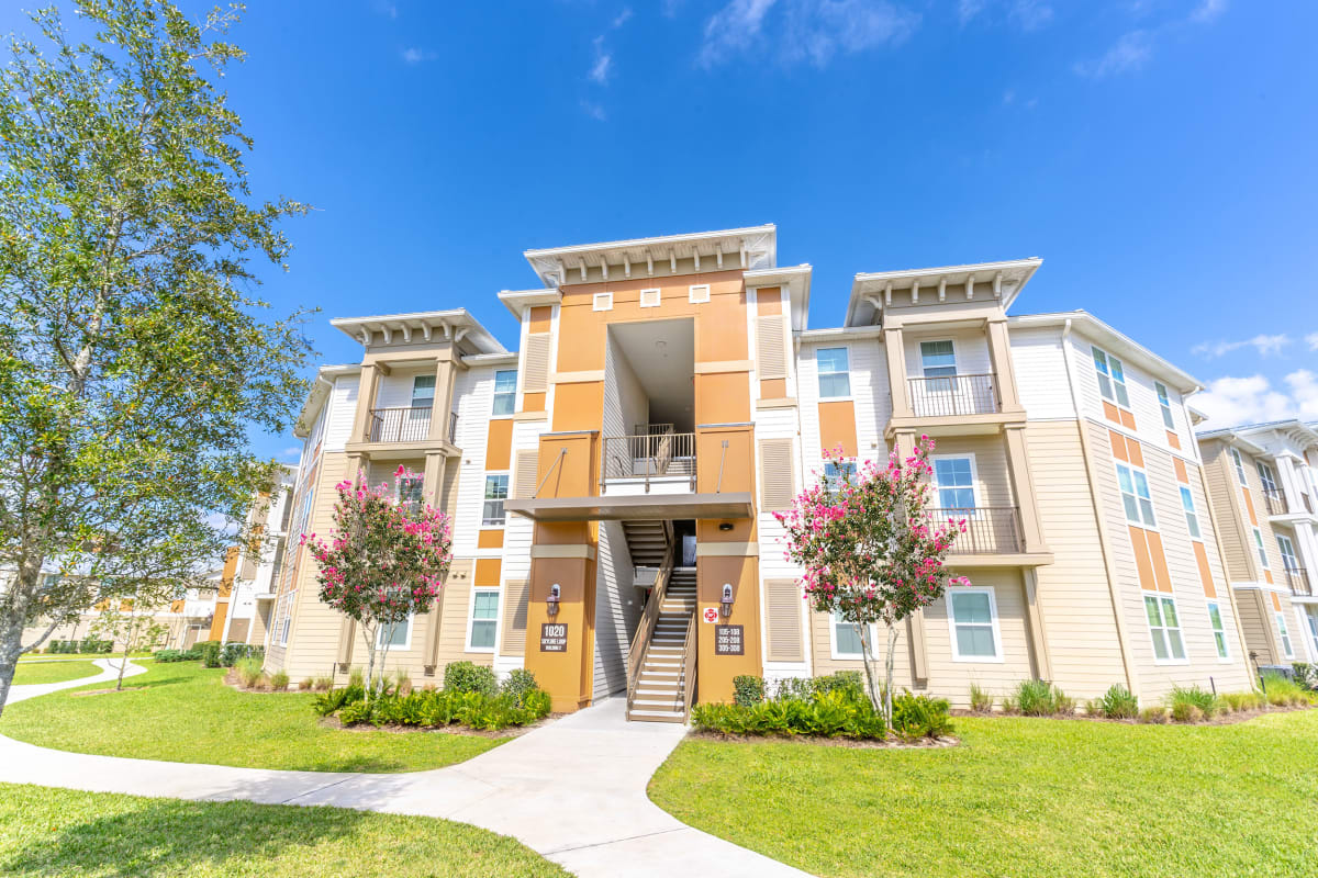 Photos and Video | Parc Hill Apartment Homes in Orange City, FL
